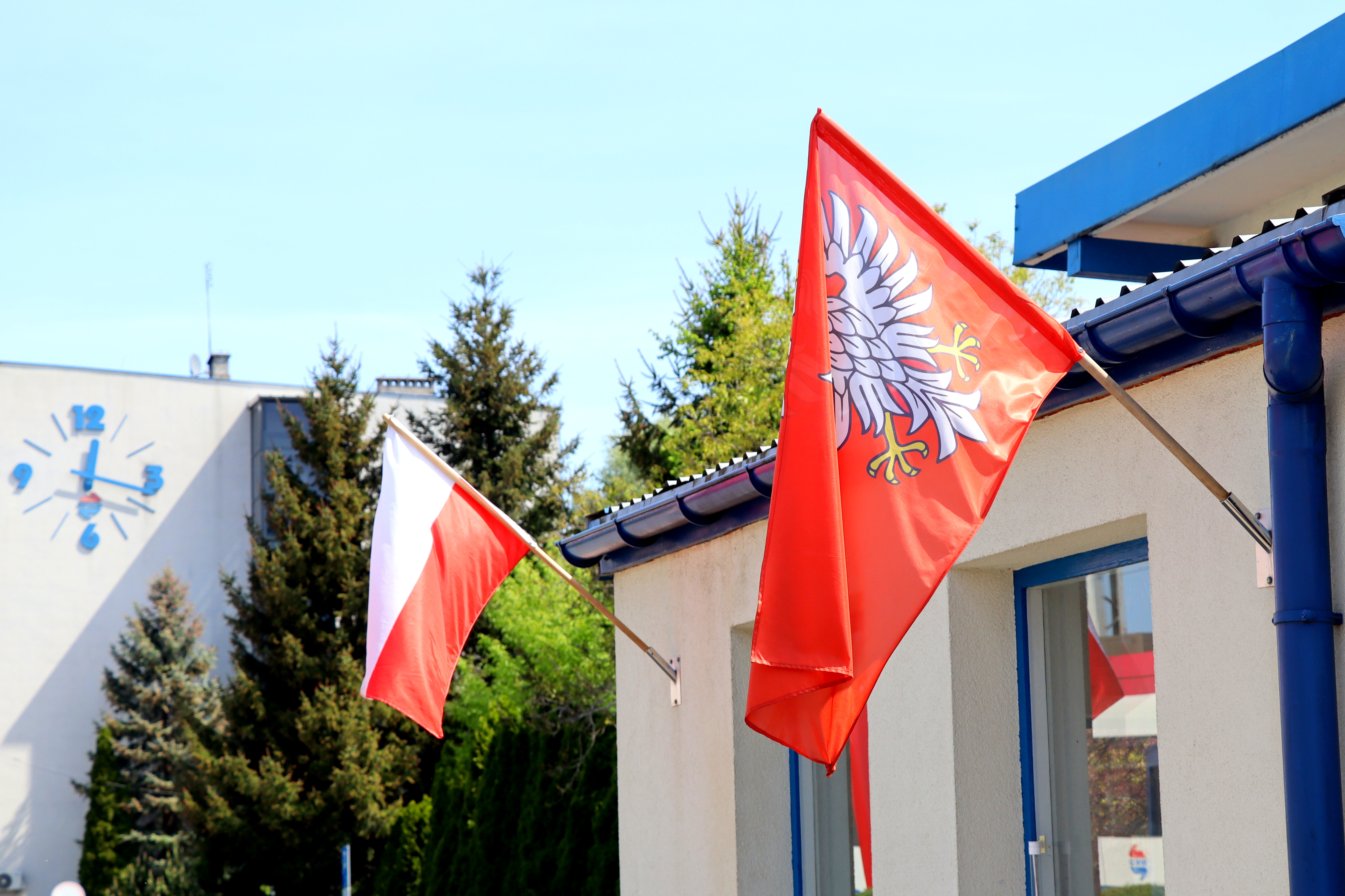 flaga Polski i flaga Mazowsz 